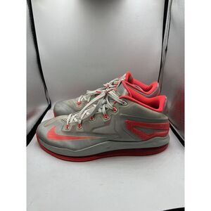 Nike LeBron Xl Low 'Base Grey Laser Crimson' LE‎ XX14 642849-001 Mens Sz 11.5